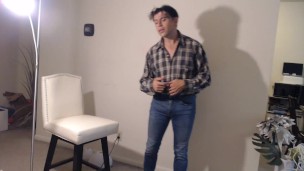 Maolo Fulfills Cum Fantasy for His Doctor Scenario!