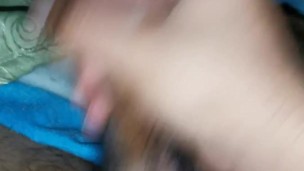 Me masturbo hasta que se me sale toda la leche