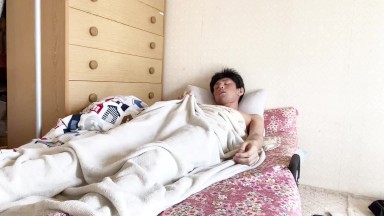 A horny morning scene of a perverted Japanese amateur male.