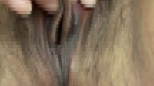 ぱんぱんに勃起したクリトリスを糸吊り痴態マゾオナニー