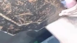 Me corrí en el comedor 