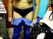 Beautiful Women Masturbates in the Bedroom during a Holiday 3/16