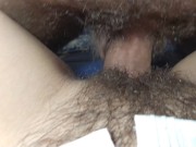ТРАХАЮ И КОНЧАЮ НА ВОЛОСАТУЮ КИСКУ КРУПНЫМ ПЛАНОМ - Screenshot 7 of 16 - Sex