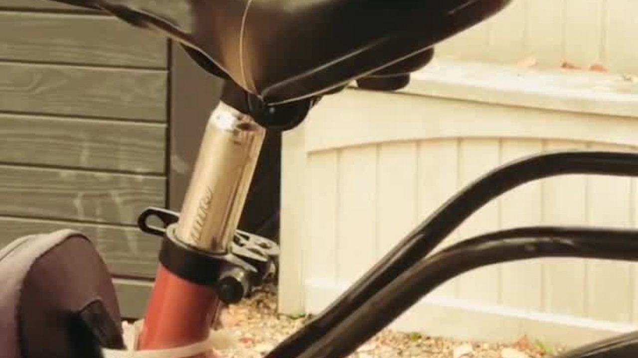 Risky Outdoor Dildo Bike Ride with a Suction Cup Dildo Up My Ass that’s Attached to the Bike Seat - Free Sex Video - RedTube