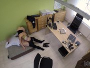 LOAN4K. Hottie est prête à avoir des relations sexuelles si elle obtient de l'argent en échange 12/16