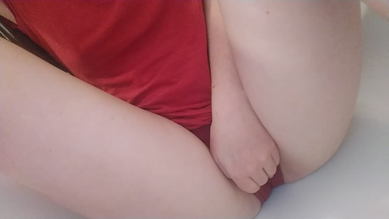 Pee Desperation! Extreme peeing in panties then Orgasm - Omorashi - RedTube