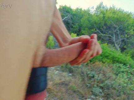 GENTLYPERV MEETS A PERVY GIRL ON A BEACH. During an exhibitionist day at the sea I find a cute woman