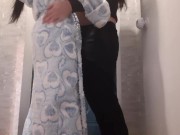 Пока моя мать была в спальне, мы с моей девушкой трахались в прихожей - lesbian_illusion 6/16