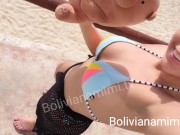 Mostrando mi conchita en el restaurante en Cancun... quien queria estar en la mesa de al lado?😈😜 10/16