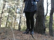 В ЛЕСУ.  ЗОЛОТОЙ ДОЖДЬ ОТ ВОЛОСАТОЙ КИСКИ - Screenshot 14 of 16 - Hairy Pussy