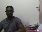 Mature gilf gets licked and sucks bbc 1/16