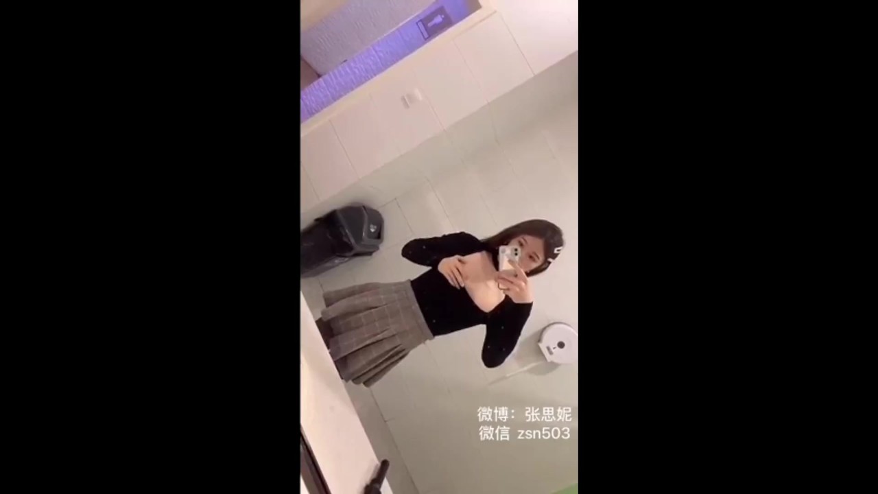 Super sissy Asian teen Ladyboy public exposure cock and pissing on the toilet - RedTube