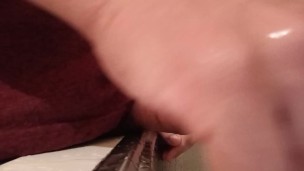 let's pee in the sink... and also cum in it!