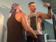 Straight guy gets a blowjob in the gym 2/16