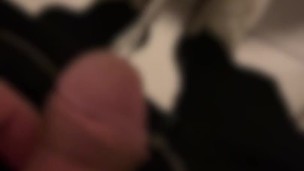 おしっこが止まらない　素人男子露出　I can't stop peeing. Amateur male exposure.