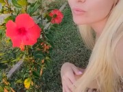 Public squirt in cafe, pretty milf 4/16