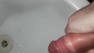 Bisexual UK Amateur With 22cm Big Cock Gets Milk In The Morning
