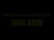 Horny Femdoms Foot Worship 16/16