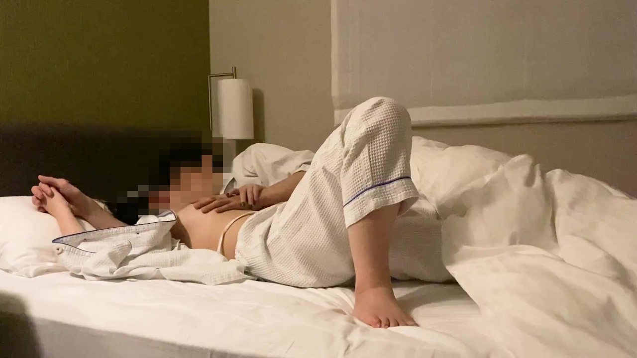 【個人撮影】四国旅行前夜に寝坊覚悟で美人彼女と濃厚セックス！バックでの高速ピストンに喘ぎ狂う彼女がエロすぎる。素人日本人カップル/ハメ撮り/POV - Video di sesso gratis - RedTube