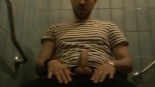 MasturbaBULL - I jerk off in the restaurant toilets