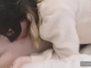 (PoV) je le suce au réveil en mode chienne 2/16