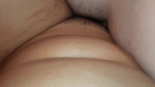 Девушки с большими сиськами трутся волосатыми кисками и кончают - IkaSmokS