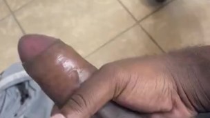 Stroking BBC w CUMSHOT