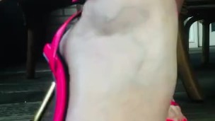 Pink heels and pink toes 