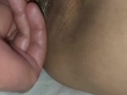 Me masturbo antes de que me la meta 8/16