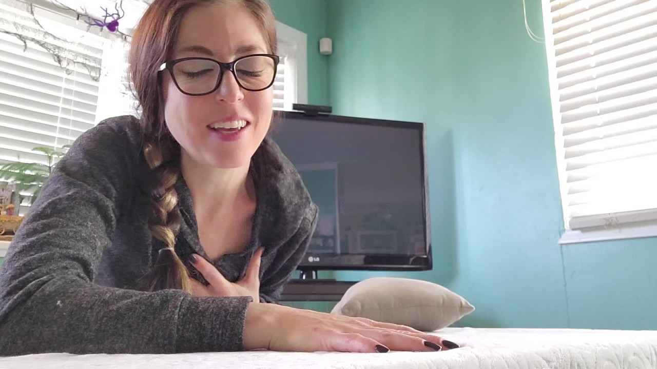 Pillow Hump Squirt Husband Love - Free Sex Video - RedTube