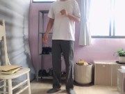 台灣宅男看到動畫裡的角色變成真人太爽到射她的嘴巴otaku saw the character became a real person, so cool to Cum in mouth 2/16