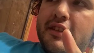YALL REALLY WANT TO SEE MY COCK
