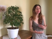 Lina Uses a Dildo on Her Wet Pussy 6/16