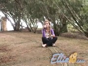 Ellie 18 Outdoor Pussy 1/16