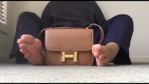 Designer handbag the temptation was too big needed to get my big feet all over the Hermès 👜