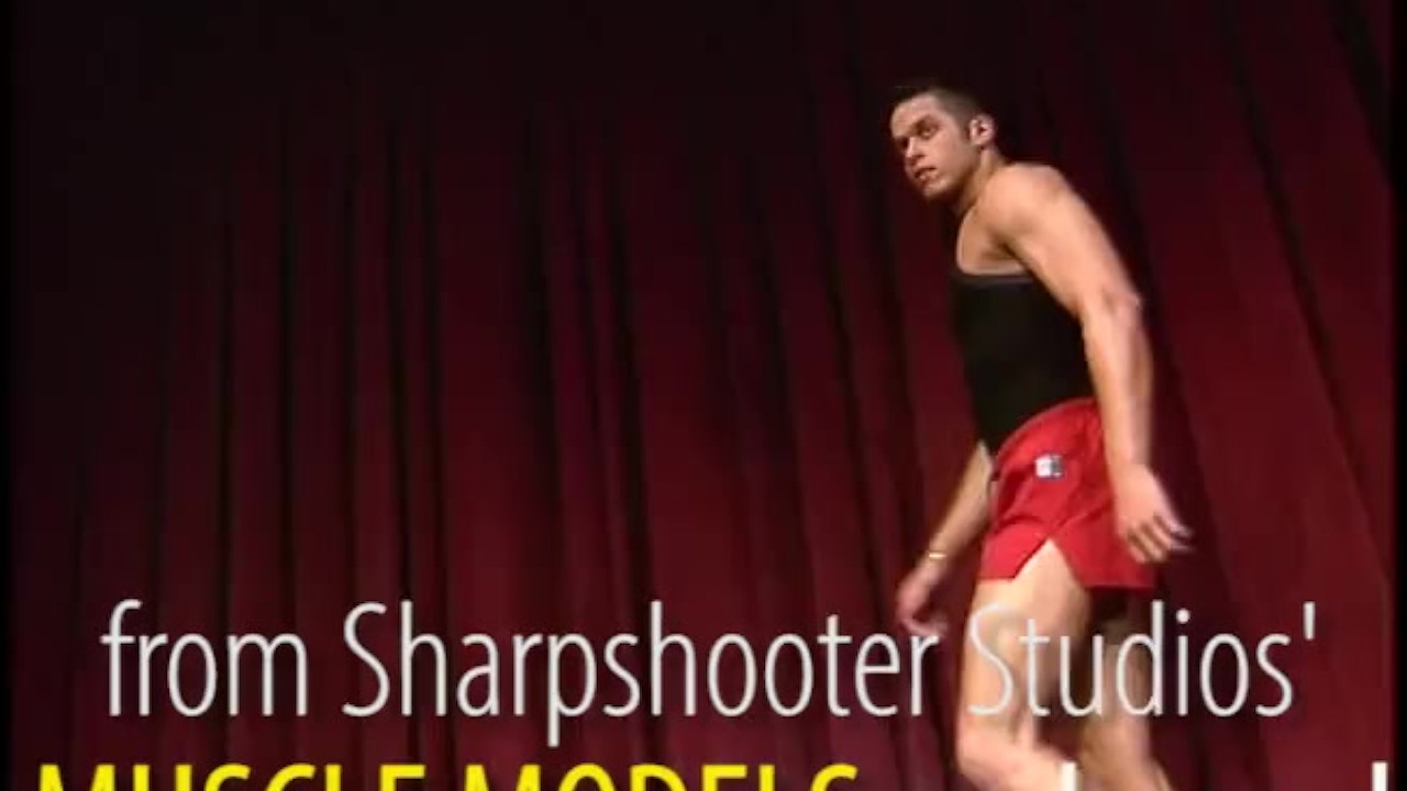 MUSCLE MODELS UNDRESS & STRIP TOGETHER BACKSTAGE - Free Sex Video - RedTube