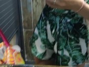 She got horny, squirt at café 1/16