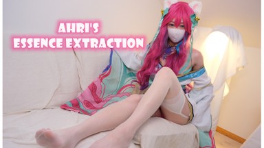 Ahri's mystery box: Nine-tailed fox's essence extraction