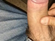 Solitario masturbando mi pollon en la escalera  9/16