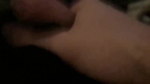 Masturbation dans sa culotte noir