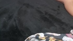 Petite branlette du matin en repensant aux filles d'hier soir