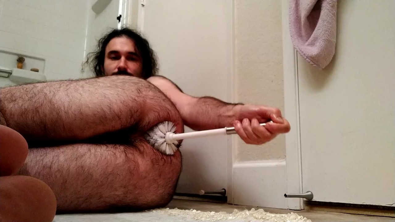 EXTREME toilet brush ass fuck: horny bear fucks own hungry hole with toilet  brush all the way in