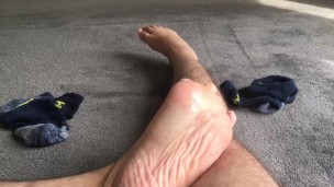 Home from work straight to sniffing my socks & worshiping my own sweaty tasty feet - MANLYFOOT 🤤 🧦