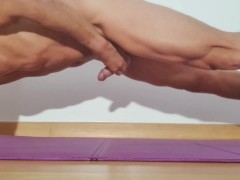 5 minutes of Masturbation / Core / Abs Training ending with a nice cumshot - accept the challenge? 