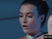 Kinky bondage beauty is all tied up as she masturbates avidly 8/16