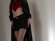 СТРИПТИЗ КРАСОТКИ В СЕТЧАТЫХ ЧУЛКАХ. ОНА ЛЮБИТ ПОКАЗЫВАТЬ ДЕВСТВЕННЫЕ ДЫРКИ 2/16