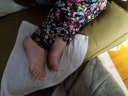 Ignore Footjob While She Plays Her Game 16/16