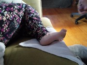 Ignore Footjob While She Plays Her Game 7/16