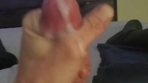Love to masturbate and cum for you 