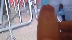 Me masturbo con el vídeo de baile